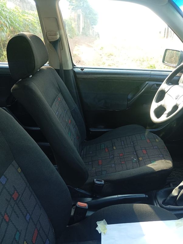 Thumbnail 4 of 2000 Volkswagen Golf SE